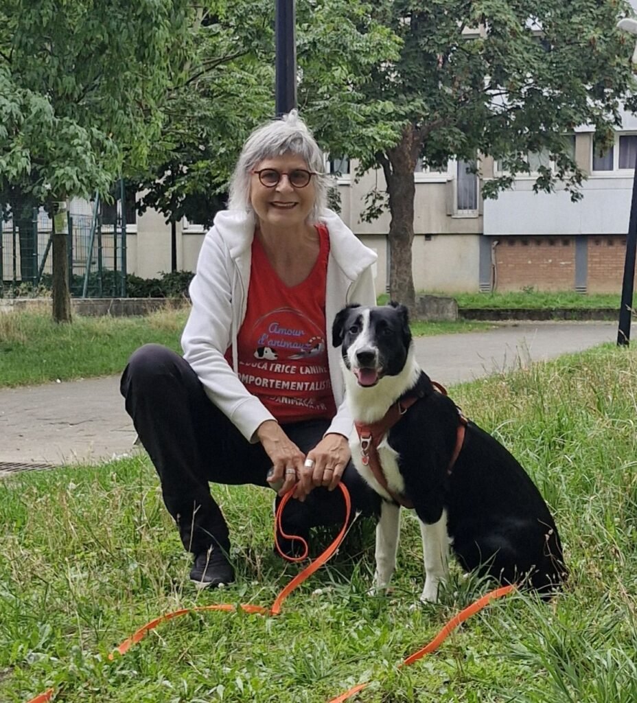 Educateur canin et son élève